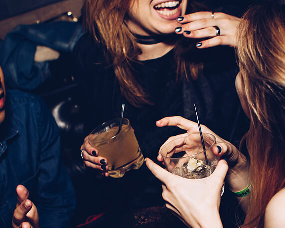 girls drinking